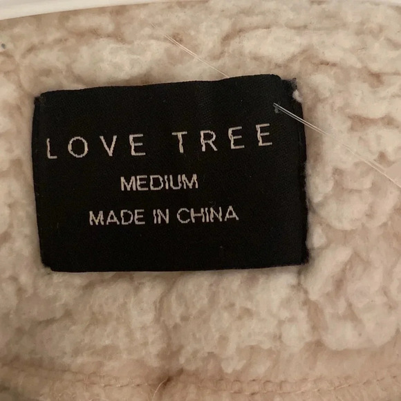 Love Tree plush Sherpa pullover size medium cream quarter zip - Picture 4 of 6